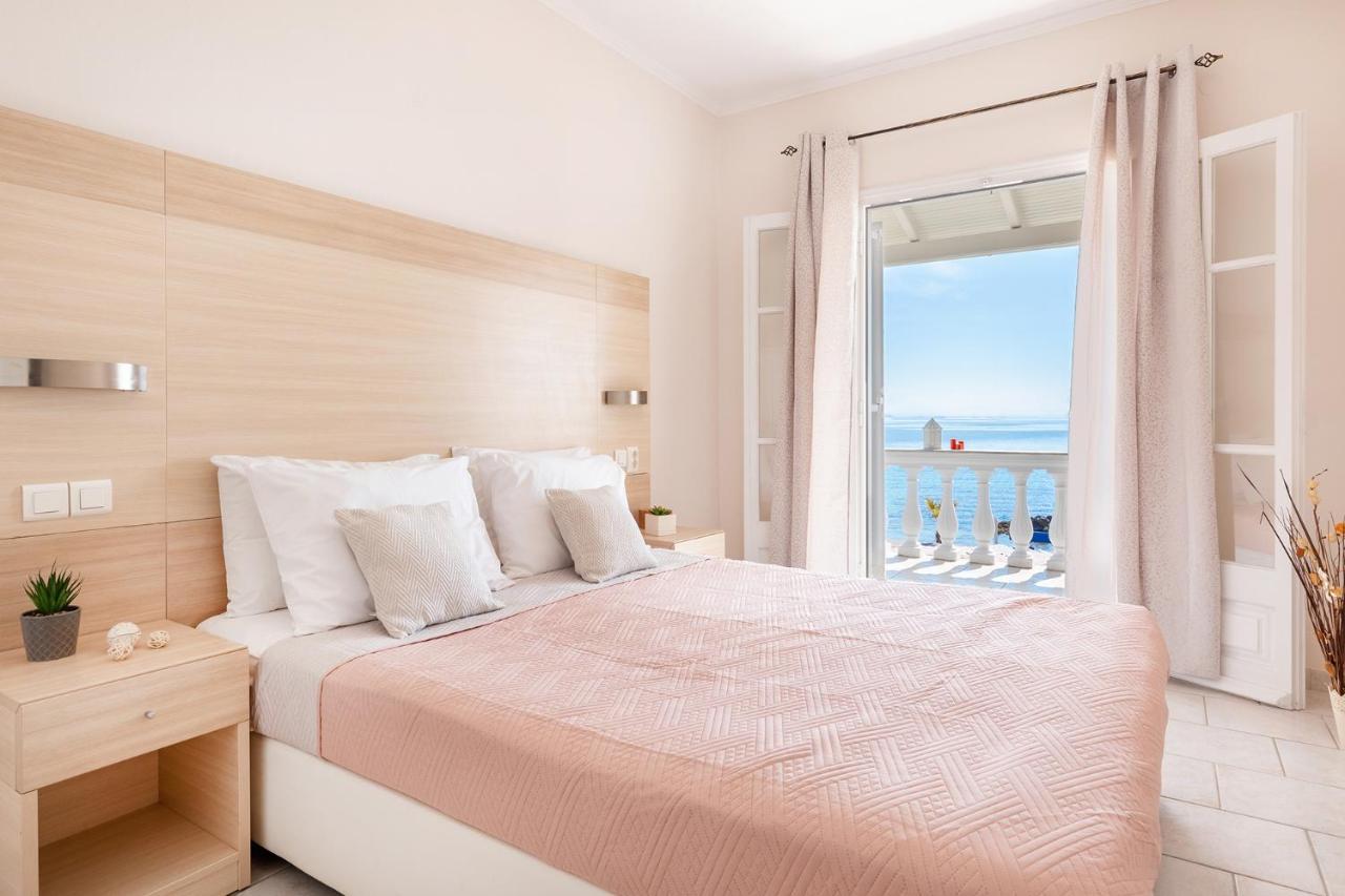 Albatross Apartments By Konnect, Ipsos Corfu Exterior photo